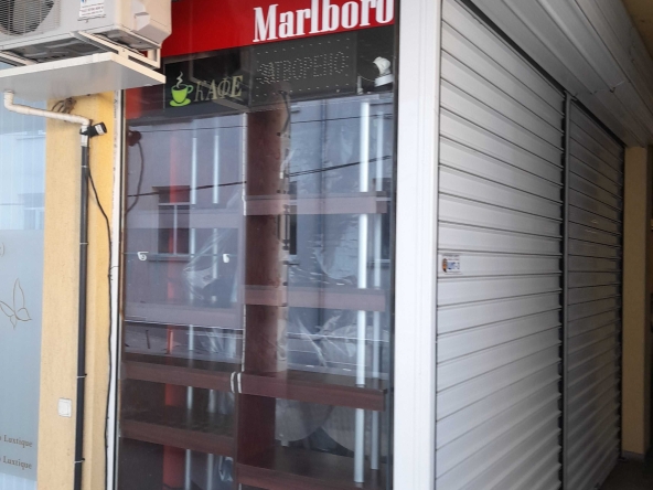 Магазин в Шумен, Боян Българанов 1 - 7 кв.м за 1822 €/кв.м - Снимка #1