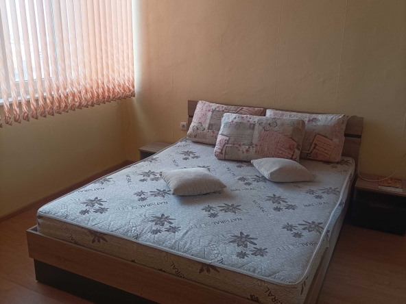 Дава се под наем Двустаен апартамент в Пловдив, Изгрев - 50 кв.м за 255 € - Снимка #1