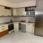 Дава се под наем Тристаен апартамент в Пловдив, Център - 89 кв.м за 375 € - Снимка #1