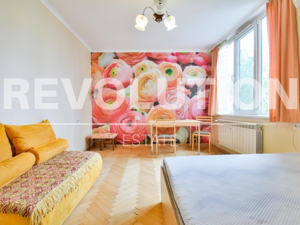 Дава се под наем Двустаен апартамент в София, Люлин 3 - 64 кв.м за 350 € - Снимка #1