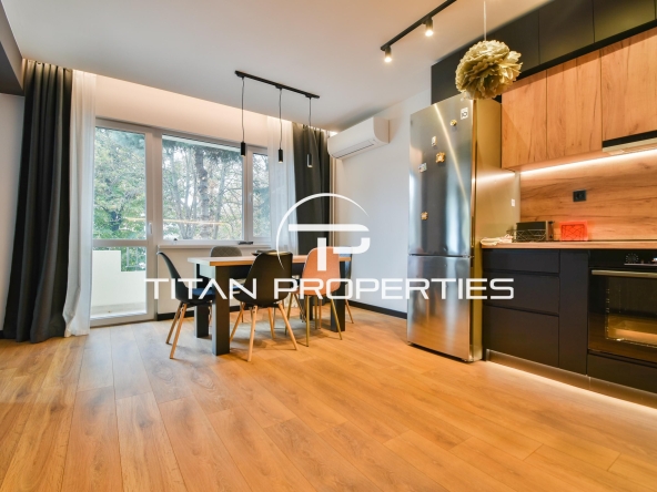 Дава се под наем Тристаен апартамент в София, Лозенец - 90 кв.м за 1100 € - Снимка #1