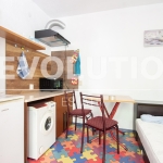 Дава се под наем Едностаен апартамент в София, Център - 20 кв.м за 300 € - Снимка #1