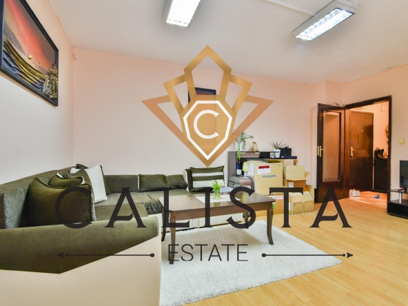 Дава се под наем Двустаен апартамент в София, Център - 65 кв.м за 599 € - Снимка #1