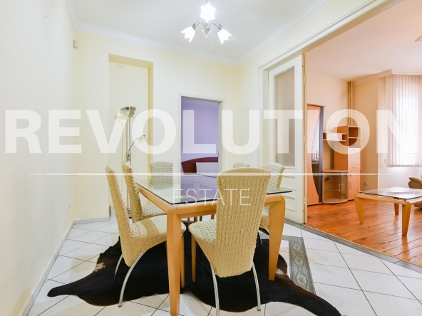 Дава се под наем Двустаен апартамент в София, Център - 80 кв.м за 600 € - Снимка #1