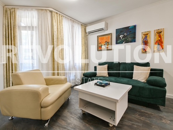 Дава се под наем Едностаен апартамент в София, Център - 35 кв.м за 600 € - Снимка #1