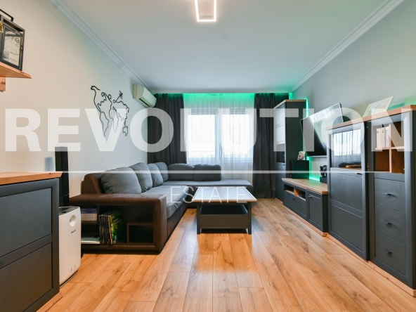 Тристаен апартамент в София, Люлин 10 - 107 кв.м за 2477 €/кв.м - Снимка #1