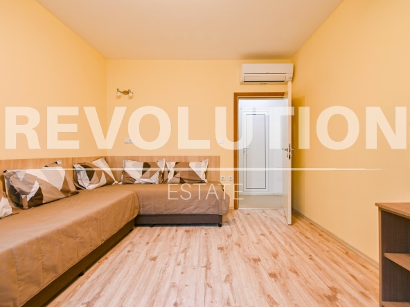 Дава се под наем Тристаен апартамент в София, Зона Б-19 - 76 кв.м за 650 € - Снимка #1