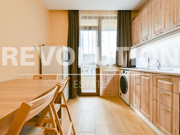 Дава се под наем Тристаен апартамент в София, Света Троица - 90 кв.м за 750 € - Снимка #1