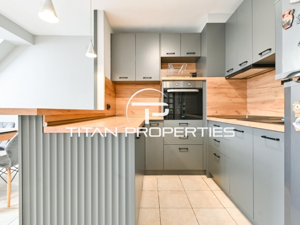 Дава се под наем Мезонет в София, Банишора - 136 кв.м за 700 € - Снимка #1