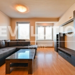 Дава се под наем Двустаен апартамент в София, Лозенец - 67 кв.м за 750 € - Снимка #1