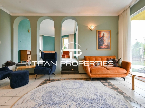 Къща в Банкя - 364 кв.м за 3297 €/кв.м - Снимка #1