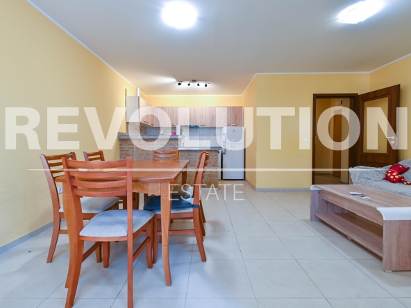 Дава се под наем Тристаен апартамент в София, Витоша - 107 кв.м за 800 € - Снимка #1