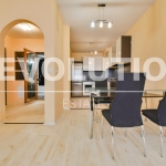 Дава се под наем Двустаен апартамент в София, Гоце Делчев - 75 кв.м за 800 € - Снимка #1