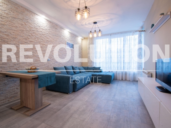 Дава се под наем Двустаен апартамент в София, Банишора - 56 кв.м за 563 € - Снимка #1