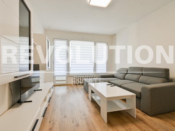 Дава се под наем Четиристаен апартамент в София, Банишора - 101 кв.м за 818 € - Снимка #1