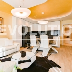 Дава се под наем Тристаен апартамент в София, Център - 119 кв.м за 1200 € - Снимка #1