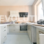 Дава се под наем Четиристаен апартамент в София, Редута - 100 кв.м за 800 € - Снимка #1