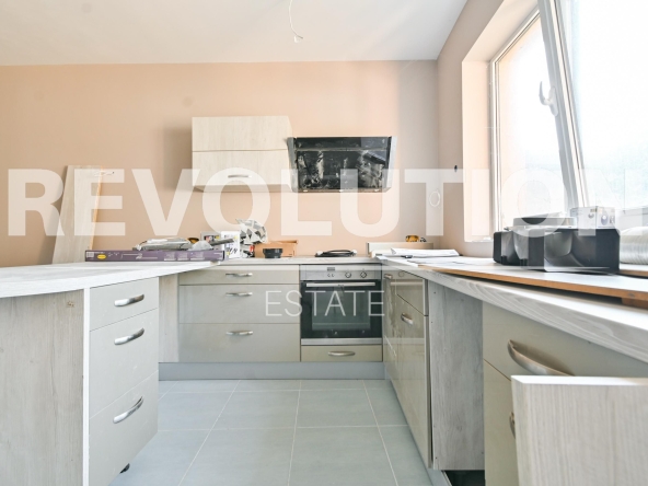 Дава се под наем Четиристаен апартамент в София, Редута - 100 кв.м за 800 € - Снимка #1