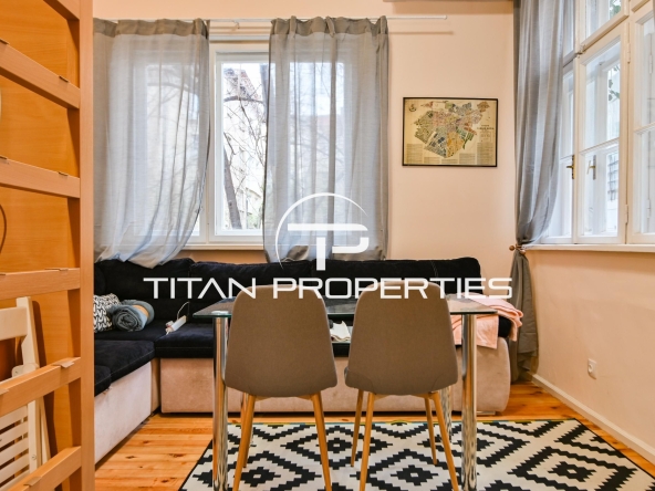 Дава се под наем Двустаен апартамент в София, Център - 80 кв.м за 650 € - Снимка #1