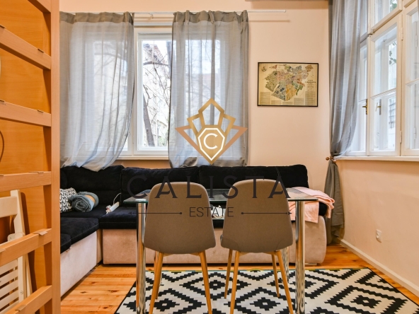 Дава се под наем Двустаен апартамент в София, Център - 80 кв.м за 649 € - Снимка #1