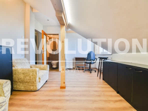 Дава се под наем Етаж от къща в София, Горна баня - 60 кв.м за 409 € - Снимка #1