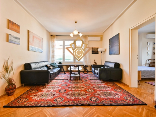 Дава се под наем Тристаен апартамент в София, Център - 135 кв.м за 1099 € - Снимка #1