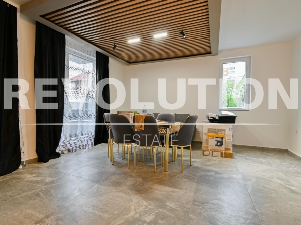 Дава се под наем Двустаен апартамент в София, Надежда 4 - 65 кв.м за 700 € - Снимка #1