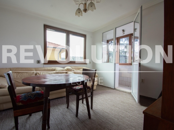 Дава се под наем Двустаен апартамент в София, Сухата река - 50 кв.м за 332 € - Снимка #1
