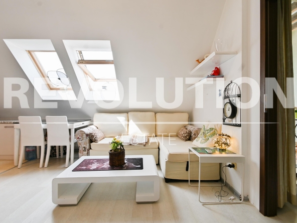 Дава се под наем Тристаен апартамент в София, Овча купел - 76 кв.м за 700 € - Снимка #1