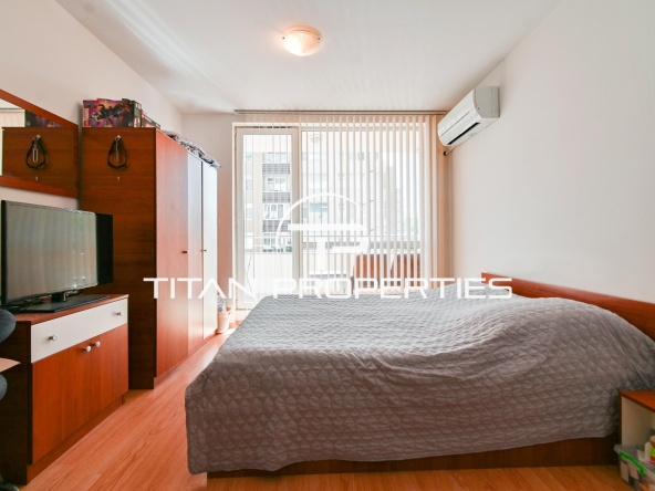 Едностаен апартамент в София, Студентски град - 42 кв.м за 3500 €/кв.м - Снимка #1