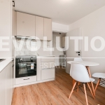 Дава се под наем Двустаен апартамент в София, Зона Б-19 - 56 кв.м за 720 € - Снимка #1