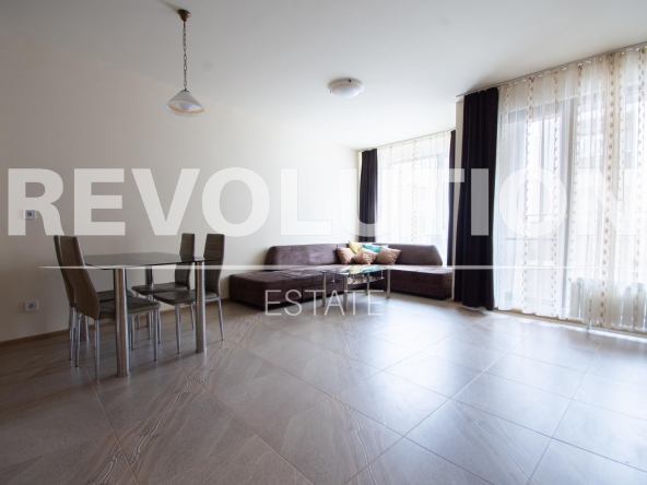 Дава се под наем Тристаен апартамент в София, Витоша - 80 кв.м за 900 € - Снимка #1