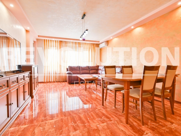 Дава се под наем Двустаен апартамент в София, Дианабад - 80 кв.м за 715 € - Снимка #1