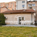 Дава се под наем Къща в София, Център - 150 кв.м за 1400 € - Снимка #1