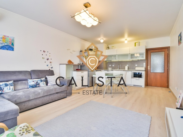 Дава се под наем Тристаен апартамент в София, Зона Б-5 - 90 кв.м за 1095.99 € - Снимка #1