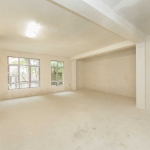 Двустаен апартамент в София, Център - 104 кв.м за 863 €/кв.м - Снимка #1