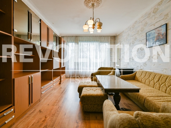 Дава се под наем Тристаен апартамент в София, Люлин 6 - 90 кв.м за 500 € - Снимка #1