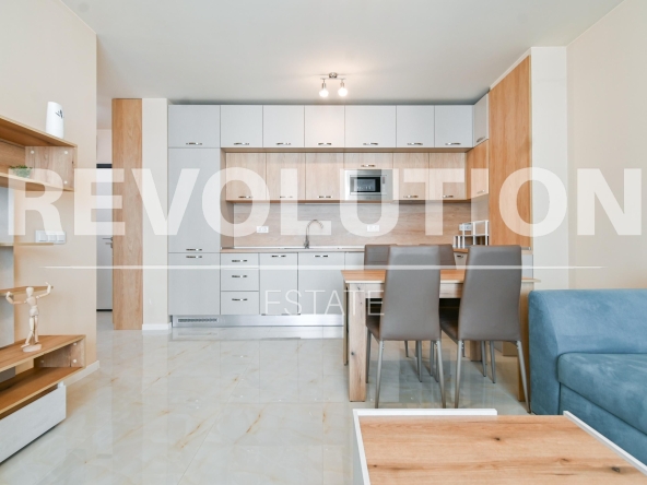 Дава се под наем Двустаен апартамент в София, Кръстова вада - 80 кв.м за 897.6 € - Снимка #1