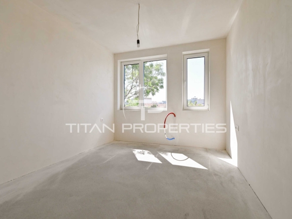 Тристаен апартамент в София, Банишора - 91 кв.м за 2193 €/кв.м - Снимка #1