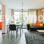 Дава се под наем Тристаен апартамент в София, Оборище - 100 кв.м за 1000 € - Снимка #1