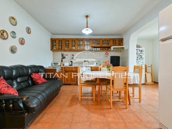 Къща в Банкя - 216 кв.м за 898 €/кв.м - Снимка #1