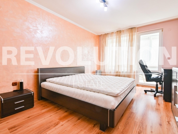 Дава се под наем Двустаен апартамент в София, Дианабад - 80 кв.м за 698.19 € - Снимка #1
