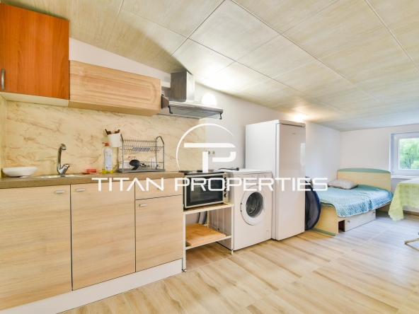 Дава се под наем Едностаен апартамент в София, Изток - 20 кв.м за 378.93 € - Снимка #1