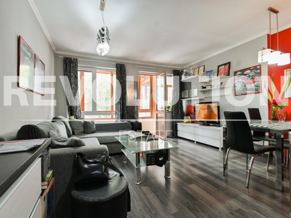 Тристаен апартамент в София, Младост 4 - 120 кв.м за 1254 €/кв.м - Снимка #1