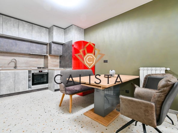 Дава се под наем Тристаен апартамент в София, Кръстова вада - 110 кв.м за 1195.95 € - Снимка #1