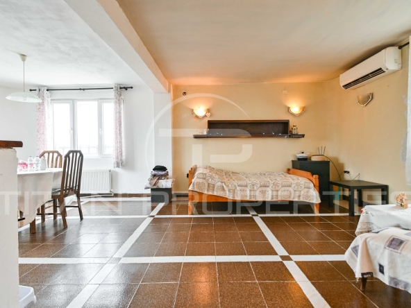 Къща в с. Храбърско, Област София-област - 200 кв.м за 600 €/кв.м - Снимка #1