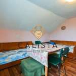 Дава се под наем Етаж от къща в София, Горна баня - 80 кв.м за 497.25 € - Снимка #1