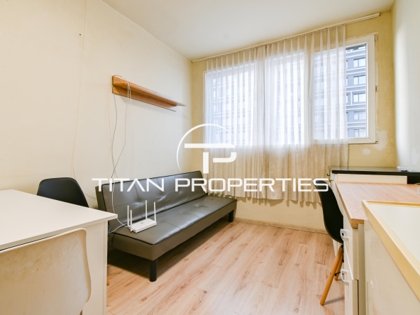 Дава се под наем Двустаен апартамент в София, Банишора - 42 кв.м за 448.8 € - Снимка #1