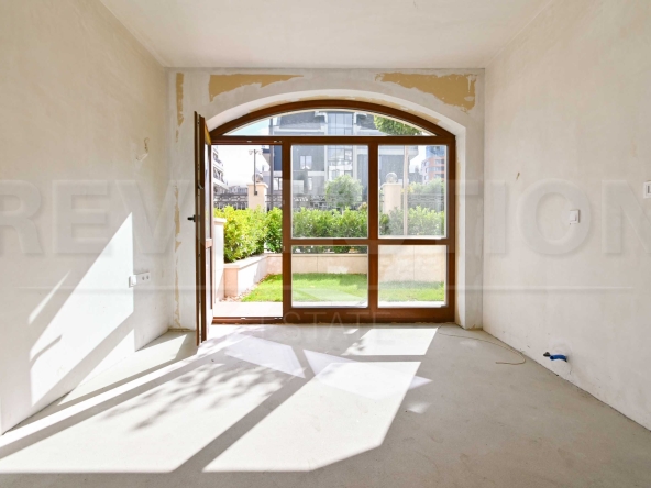 Тристаен апартамент в София, Кръстова вада - 252 кв.м за 1112 €/кв.м - Снимка #1