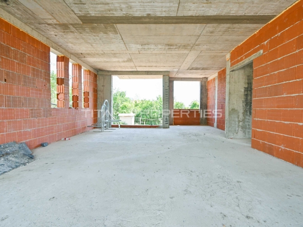 Къща в с. Панчарево, Област София-град - 261 кв.м за 1896 €/кв.м - Снимка #1